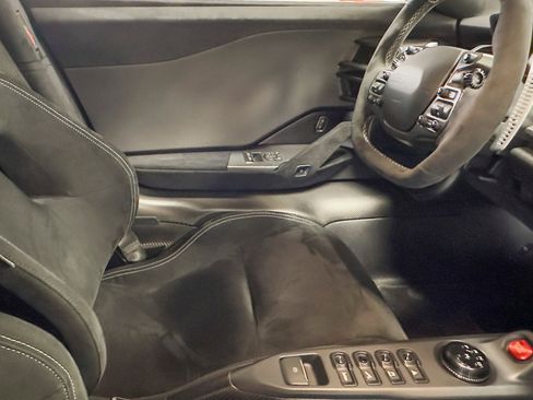 Used 2020 Ford GT Carbon Series image 41