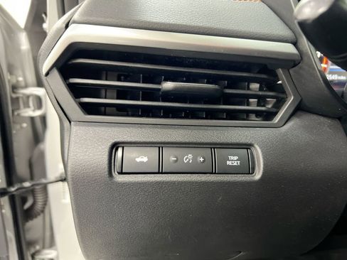 Used 2020 Nissan Altima 2.0 SR image 17