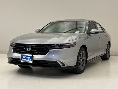 New 2026 Honda Accord EX-L image 2