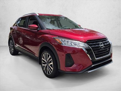 Certified 2023 Nissan Kicks SV FWD image 3