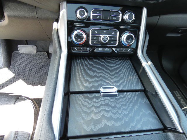 Used 2023 GMC Yukon XL Denali AWD/4WD image 34
