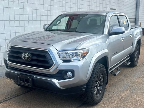Used 2023 Toyota Tacoma SR5 image 1