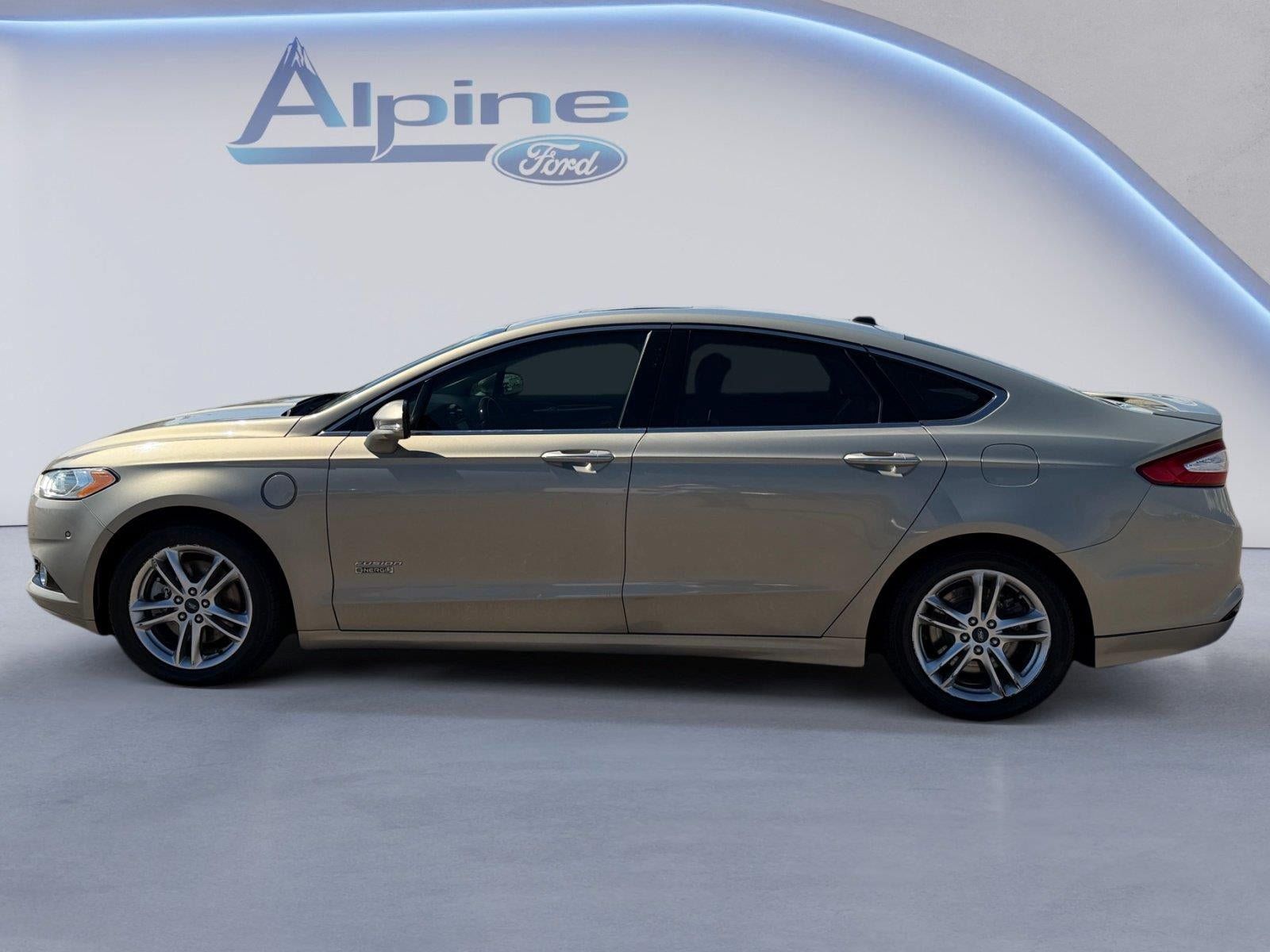 Used 2016 Ford Fusion Energi Titanium w/ Driver Assist Package FWD image 2