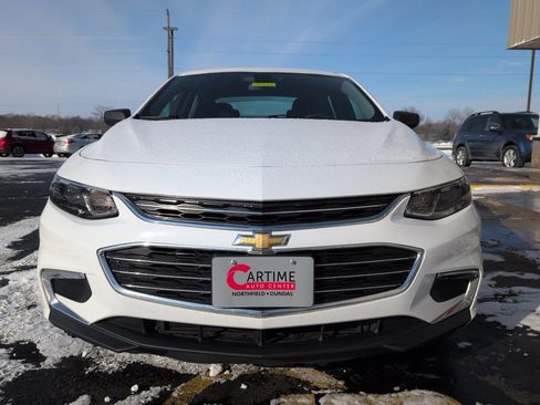 Used 2017 Chevrolet Malibu LS image 3