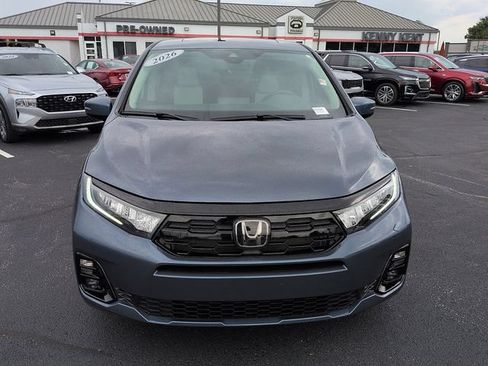 Used 2026 Honda Odyssey Elite image 2