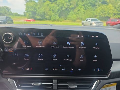 New 2026 Chevrolet Equinox EV LT FWD image 19