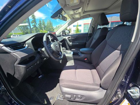 Certified 2025 Toyota RAV4 XLE w/ Convenience Package AWD/4WD image 21