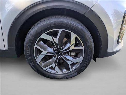 Used 2020 Kia Sportage EX image 22
