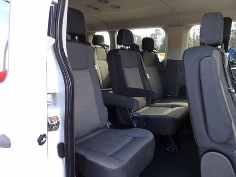 Used 2023 Ford Transit 350 XLT RWD image 29