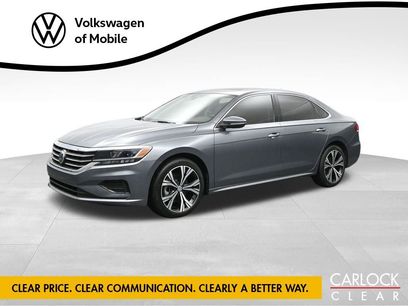 Used 2021 Volkswagen Passat 2.0T SE