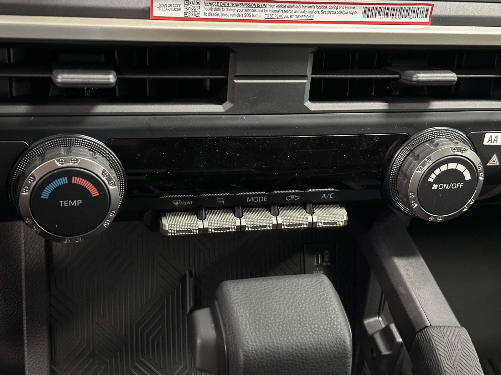 Used 2025 Toyota Tacoma SR AWD/4WD image 19
