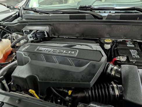 Used 2019 Lincoln Nautilus Reserve image 33