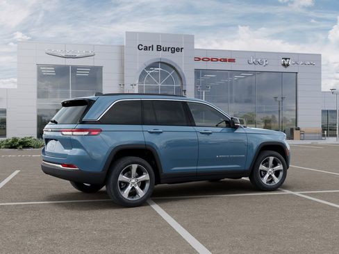 New 2026 Jeep Grand Cherokee Limited RWD image 4