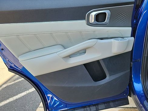 Used 2022 Kia Sorento SX image 28