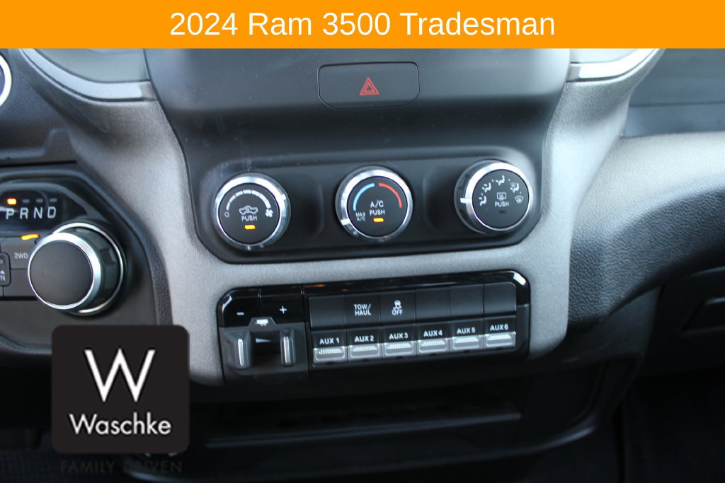 Used 2024 RAM 3500 Tradesman w/ Snow Chief Group AWD/4WD image 25