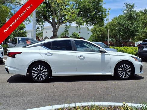 Used 2024 Nissan Altima 2.5 SV w/ SV Premium Package FWD image 10
