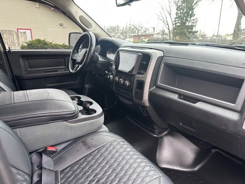 Used 2016 RAM 1500 Express image 10