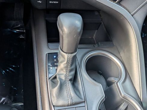 Used 2022 Toyota Camry XSE FWD image 12