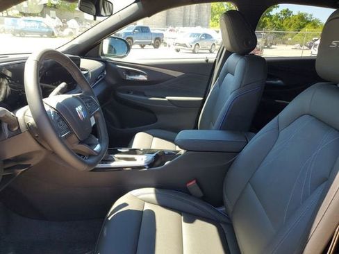 New 2026 Buick Envista Sport Touring image 18