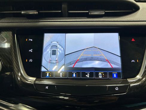 Used 2022 Cadillac XT6 Sport AWD/4WD image 21