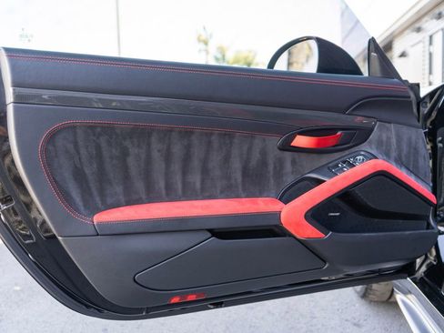 Certified 2018 Porsche 911 GT2 RS RWD image 27
