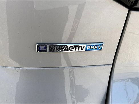 Used 2024 MAZDA CX-90 Plug-In Hybrid w/ Preferred AWD/4WD image 26