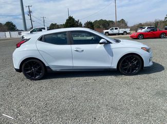 Used 2019 Hyundai Veloster Turbo R-Spec video 2