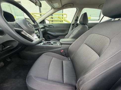 Used 2026 Nissan Altima 2.5 SV FWD image 26