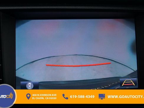 Used 2018 Toyota RAV4 Limited w/ Advanced Technology Package FWD image 9
