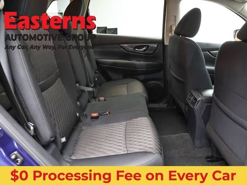 Used 2020 Nissan Rogue SV AWD/4WD image 24