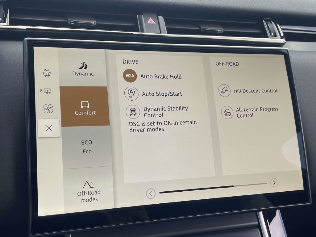 New 2026 Land Rover Range Rover Velar S AWD/4WD image 30