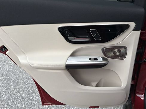 New 2026 Mercedes-Benz GLC 300 4MATIC image 25