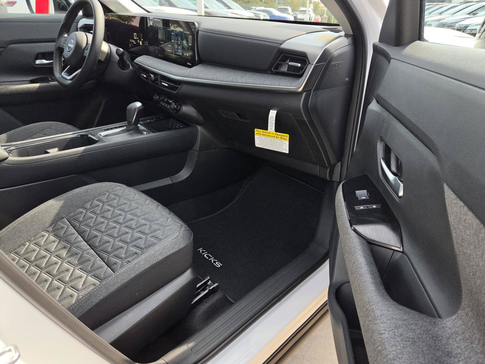 New 2027 Nissan Kicks SV w/ Cold Weather Package FWD image 10