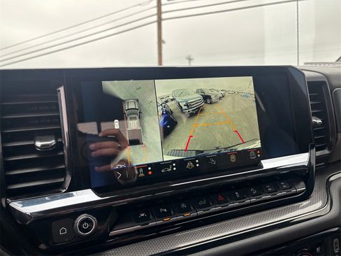 Certified 2025 Chevrolet Silverado 1500 ZR2 w/ Technology Package image 23