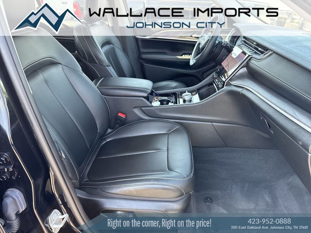 Used 2023 Jeep Grand Cherokee Limited AWD/4WD image 38