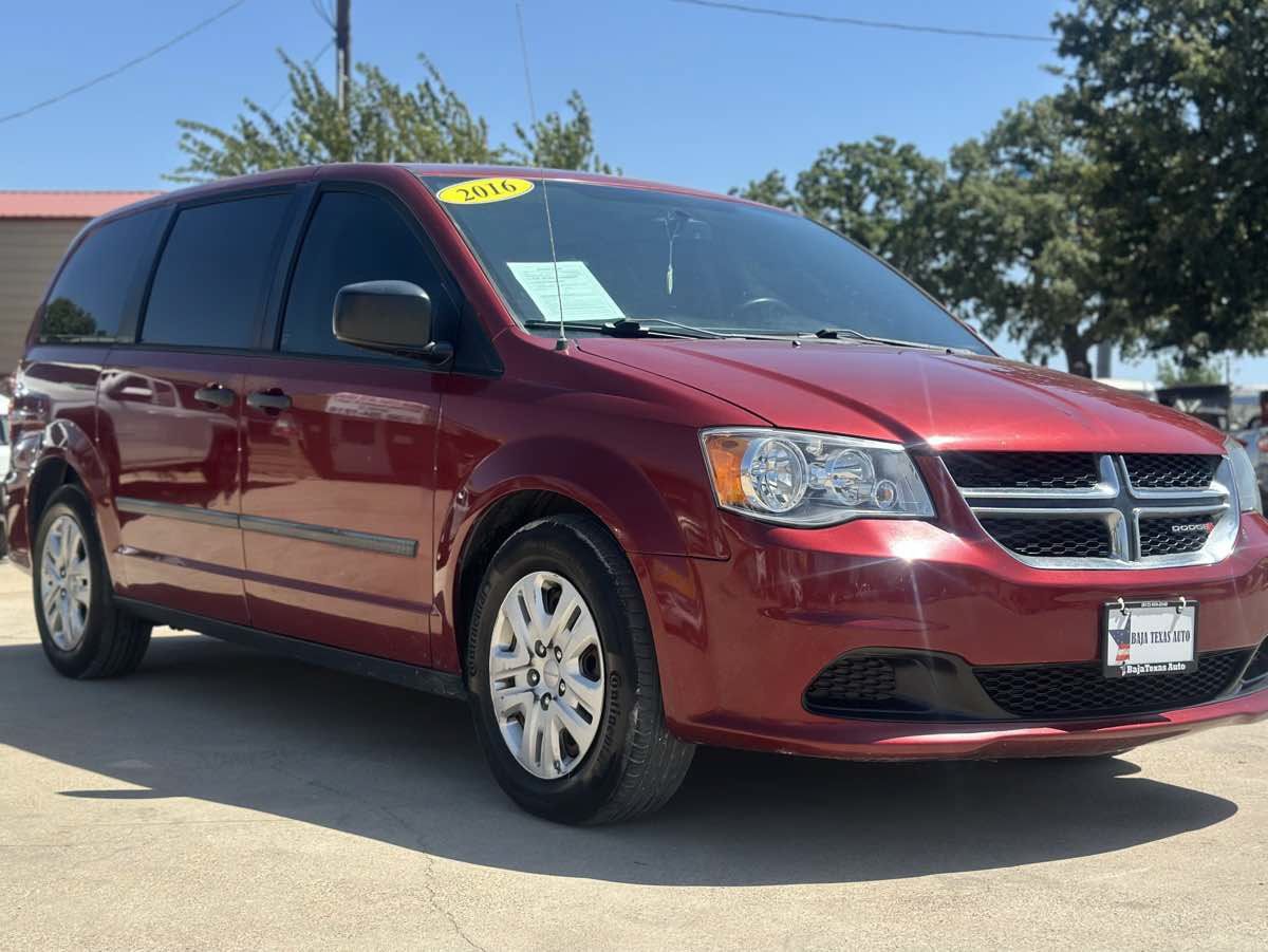 Used 2016 Dodge Grand Caravan American Value Package w/ UConnect Hands-Free Group FWD image 4