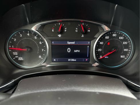 Used 2024 Chevrolet Equinox RS w/ RS Leather Package image 23