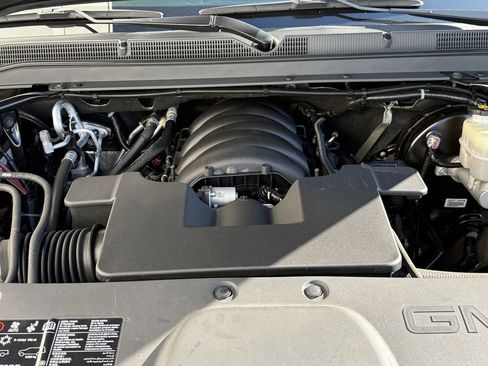 Used 2019 GMC Yukon Denali w/ Denali Ultimate Package image 9