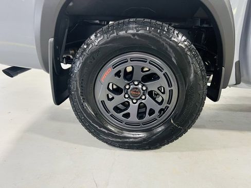 New 2025 Nissan Frontier PRO-4X w/ Interior Protection Package image 9