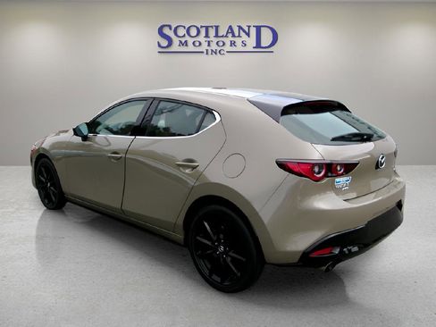 Used 2024 MAZDA MAZDA3 s AWD/4WD image 8