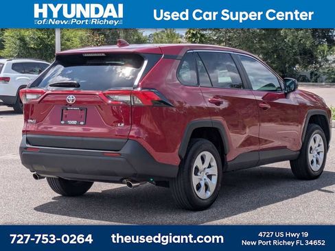 Used 2025 Toyota RAV4 LE FWD image 5