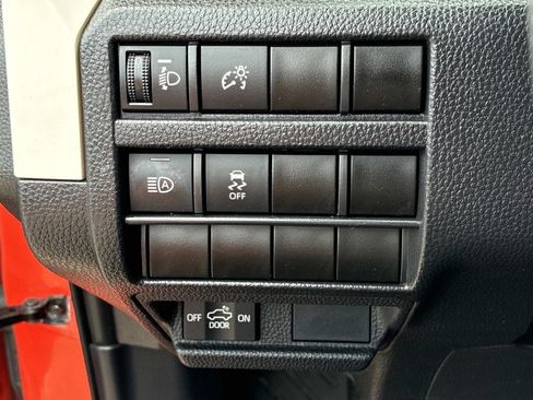 Used 2024 Toyota Tacoma TRD Off-Road AWD/4WD image 23