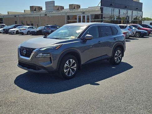 Used 2023 Nissan Rogue SV AWD/4WD image 15