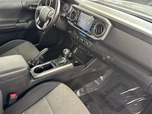 Certified 2021 Toyota Tacoma TRD Off-Road w/ Technology Package RWD image 16