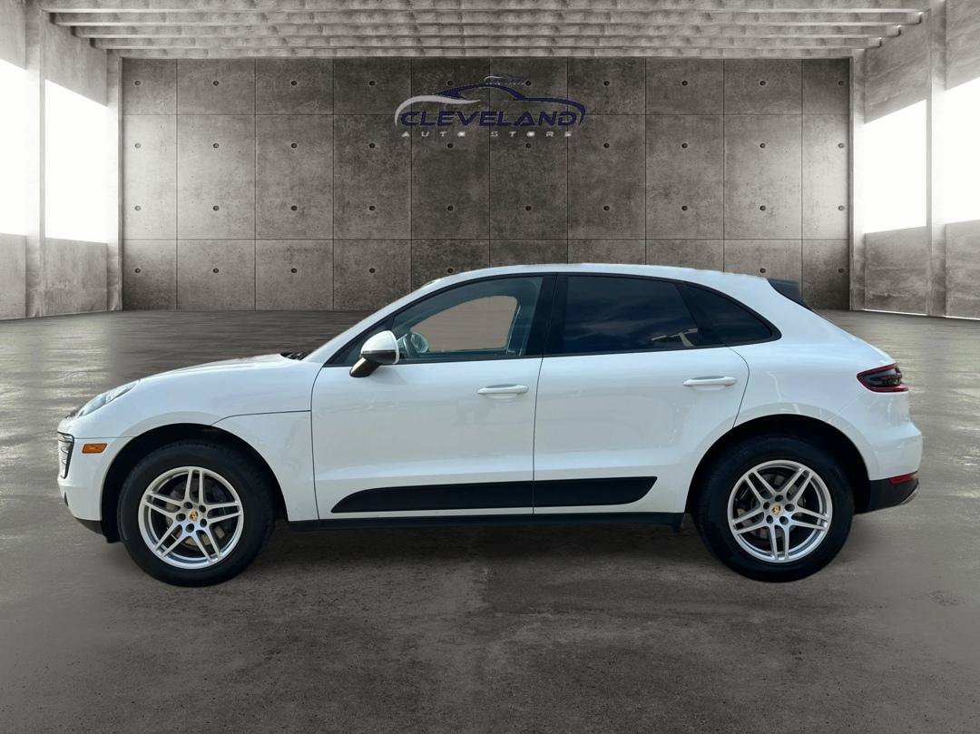 Used 2017 Porsche Macan AWD/4WD image 6
