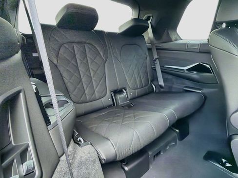 New 2027 BMW X7 xDrive40i w/ Executive Package AWD/4WD image 22