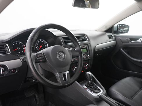 Used 2014 Volkswagen Jetta SE FWD image 22