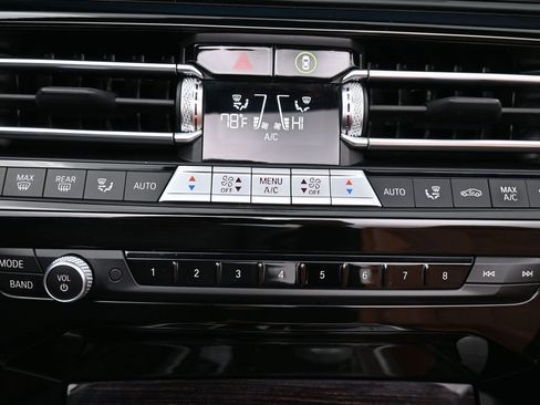 Used 2023 BMW 840i xDrive Convertible image 19