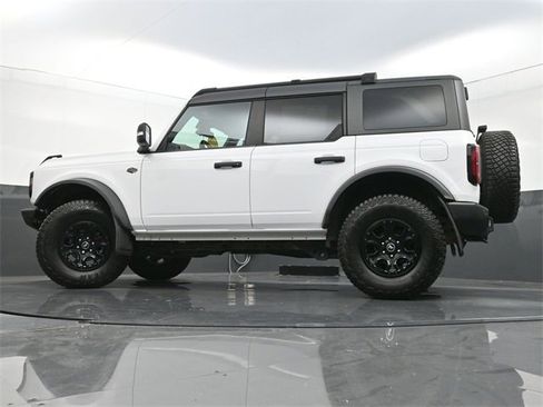 Used 2022 Ford Bronco Wildtrak image 34