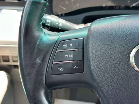 Used 2011 Lexus RX 350 AWD w/ Premium Pkg image 28